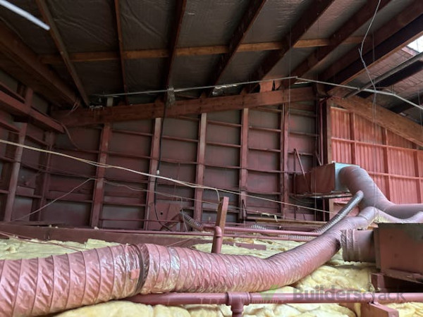 Encapsulated roof void