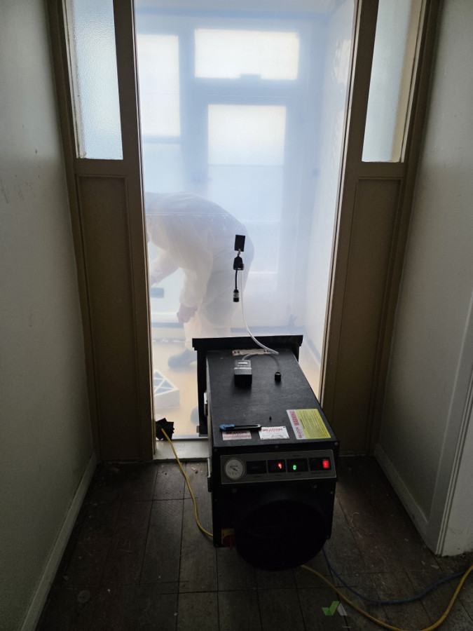 Negative pressure unit and background air monitoring.