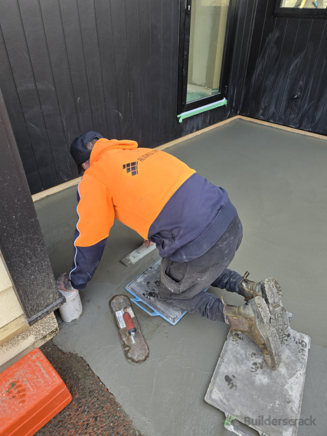 Concrete extension, in the finishing process