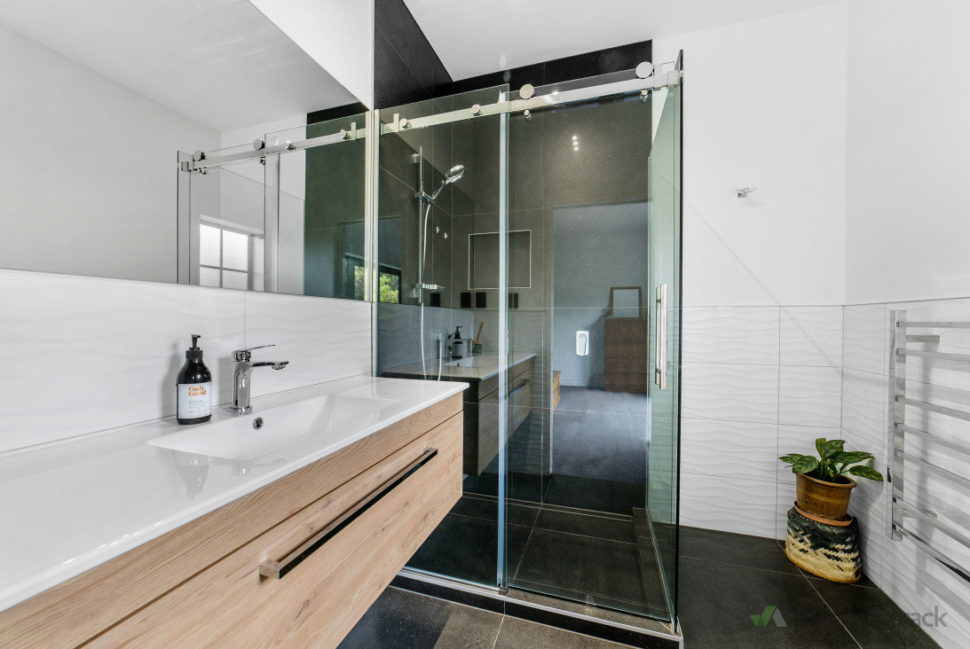 Riverstone Terraces Bathroom