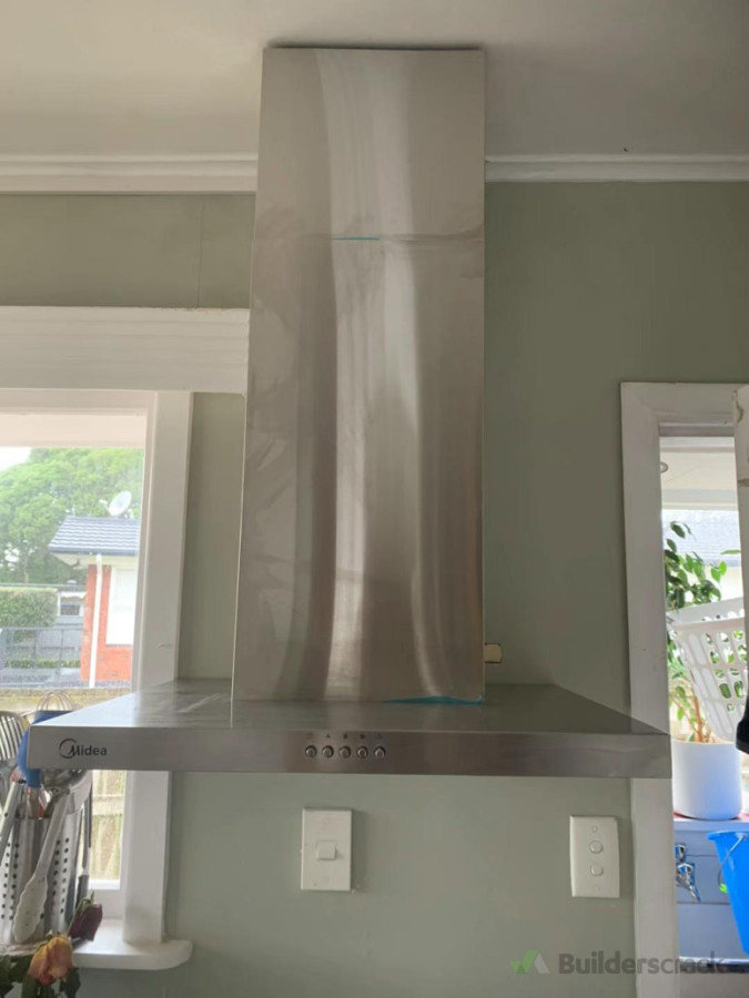 Rang hood Installation.