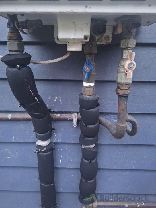 Installing Rheem 26l LPG Califont (#1132428) | Builderscrack
