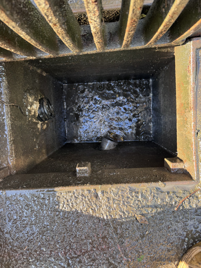 Cess pit unblocks and Repairs