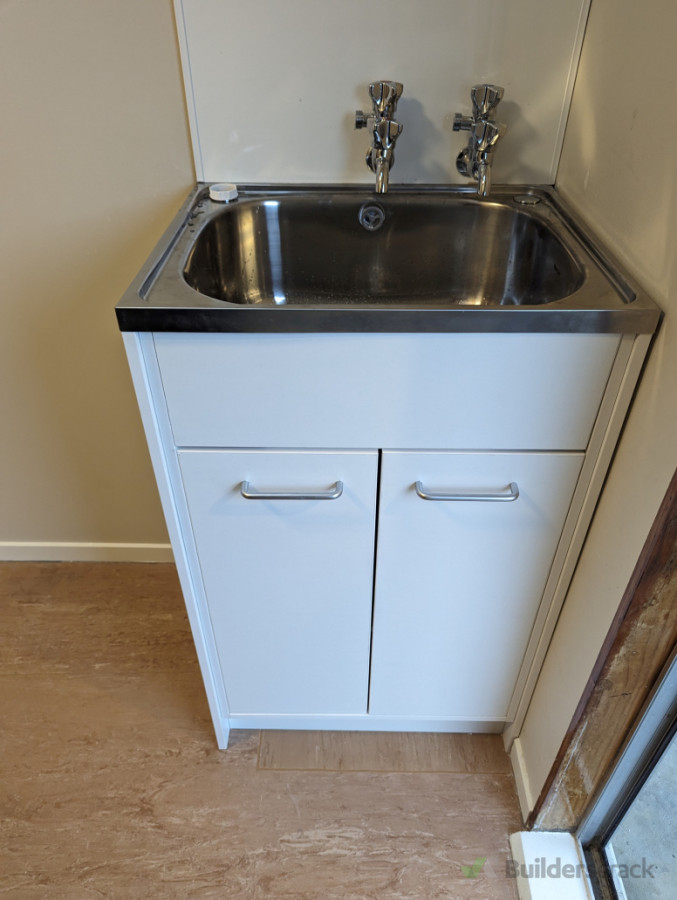 New Laundry Cabinet with Tub