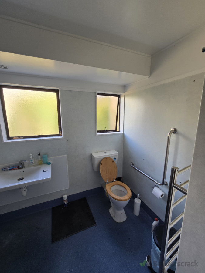 Bathroom Reno - Before 2