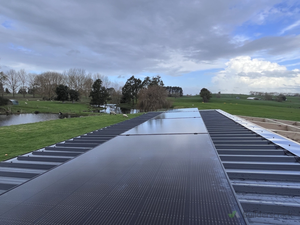 On and off grid solar installation