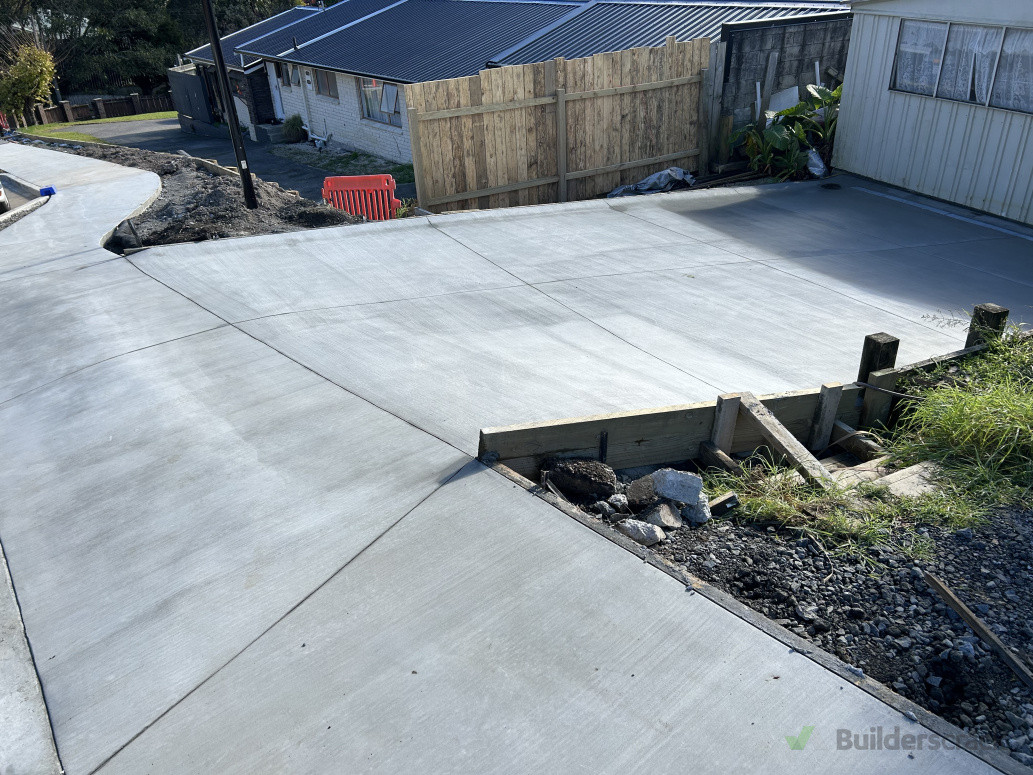 Residential footpath and driveway with broom finish for new subdivision in Henderson