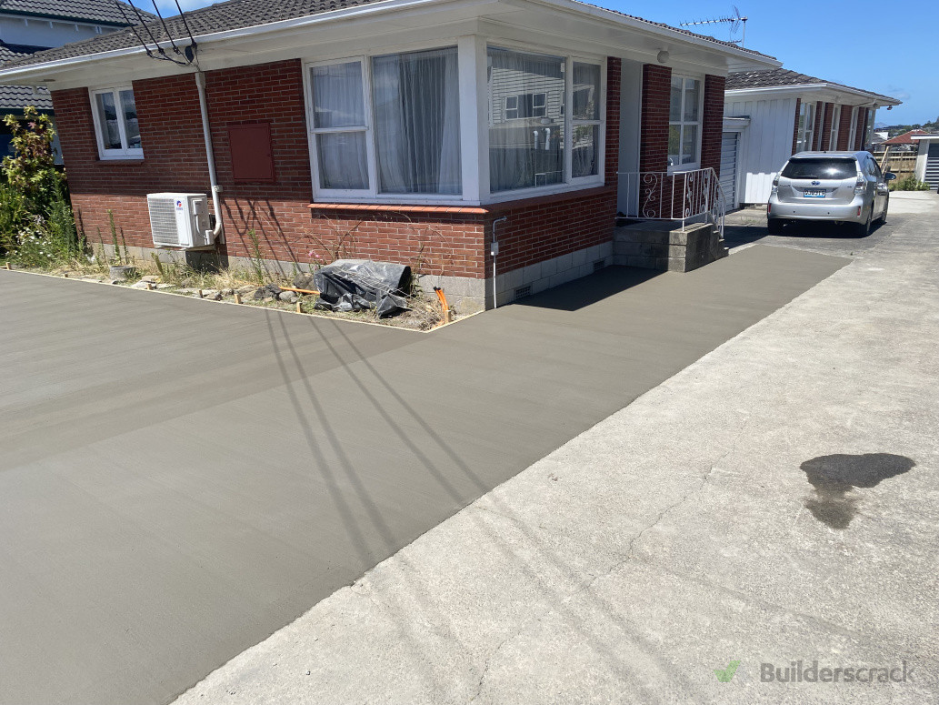 Broom finish parking bay in Mt Roskill