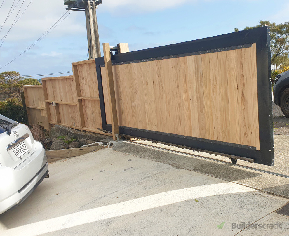 Fence & Gate Installation