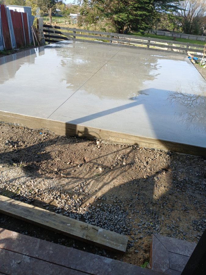 Total span shed slab, 80m2