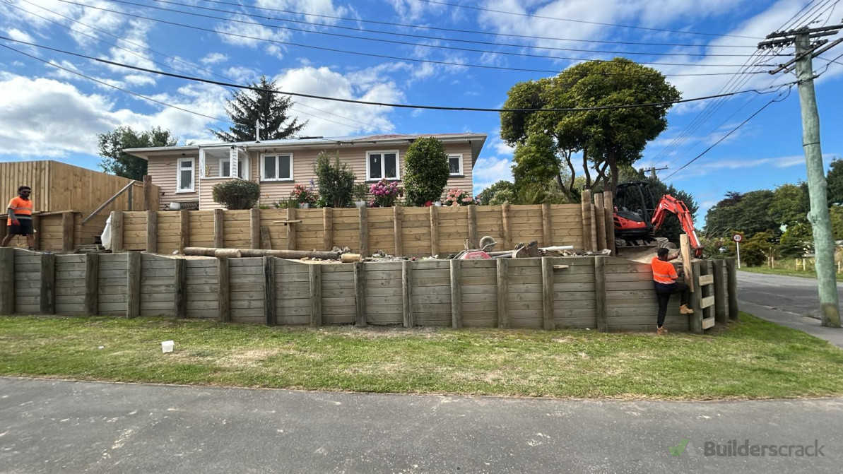 upper retaining wall
