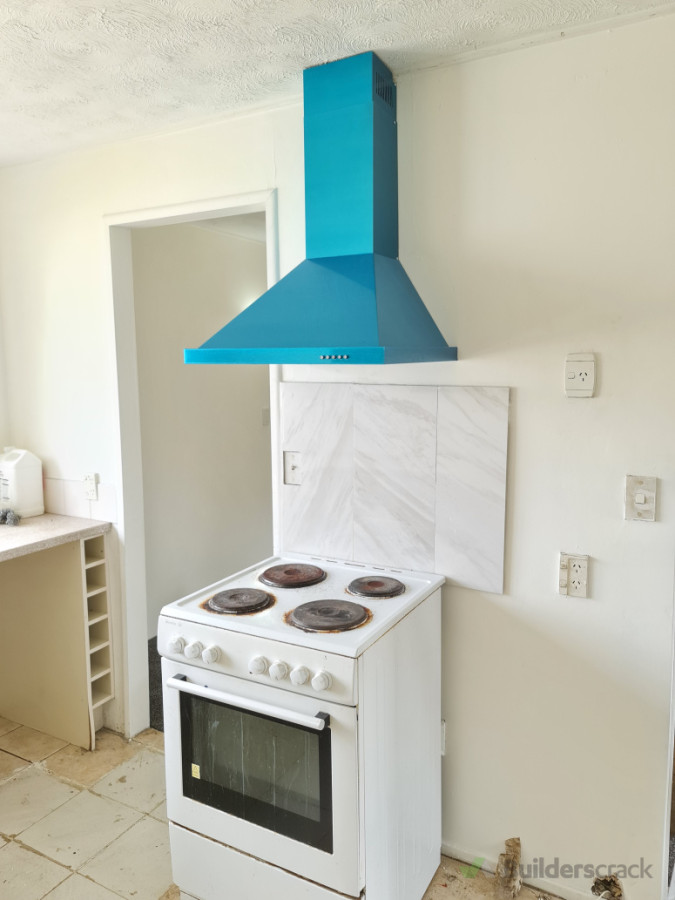 Rangehood and cooktop installation