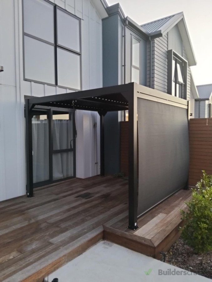 Louvre pergola (After)