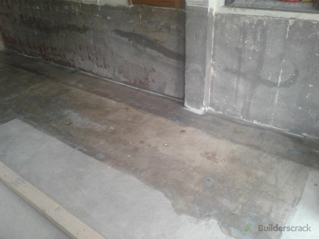 Primed coat garage @ avondale