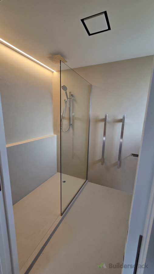 House reconfigured adding new Ensuite to create an amazing master suite