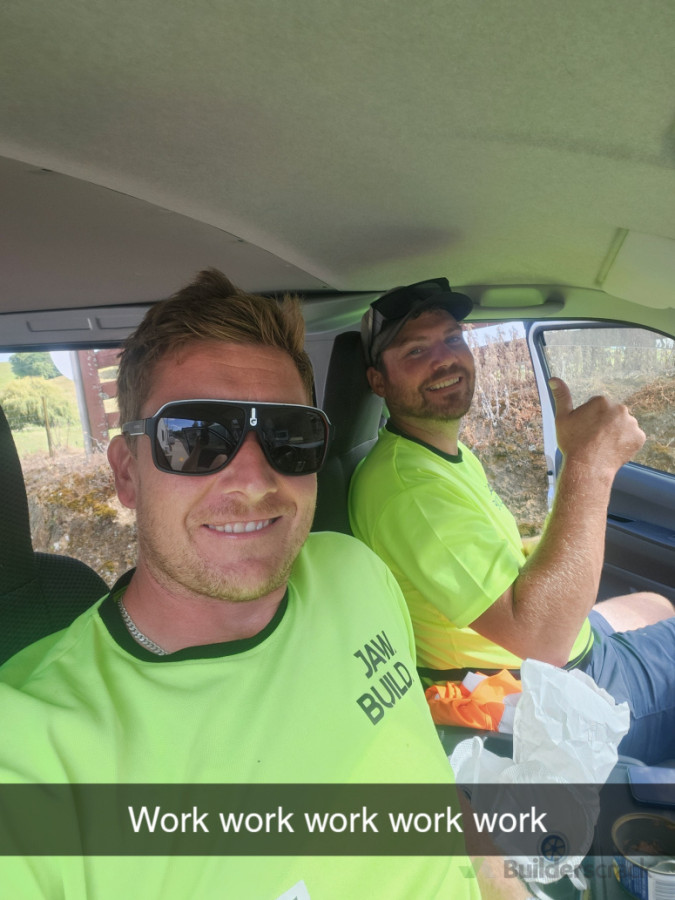 Jimmy and Tyler enjoying smoko