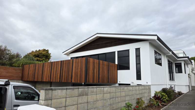 Cedar and aluminum custom balustrade