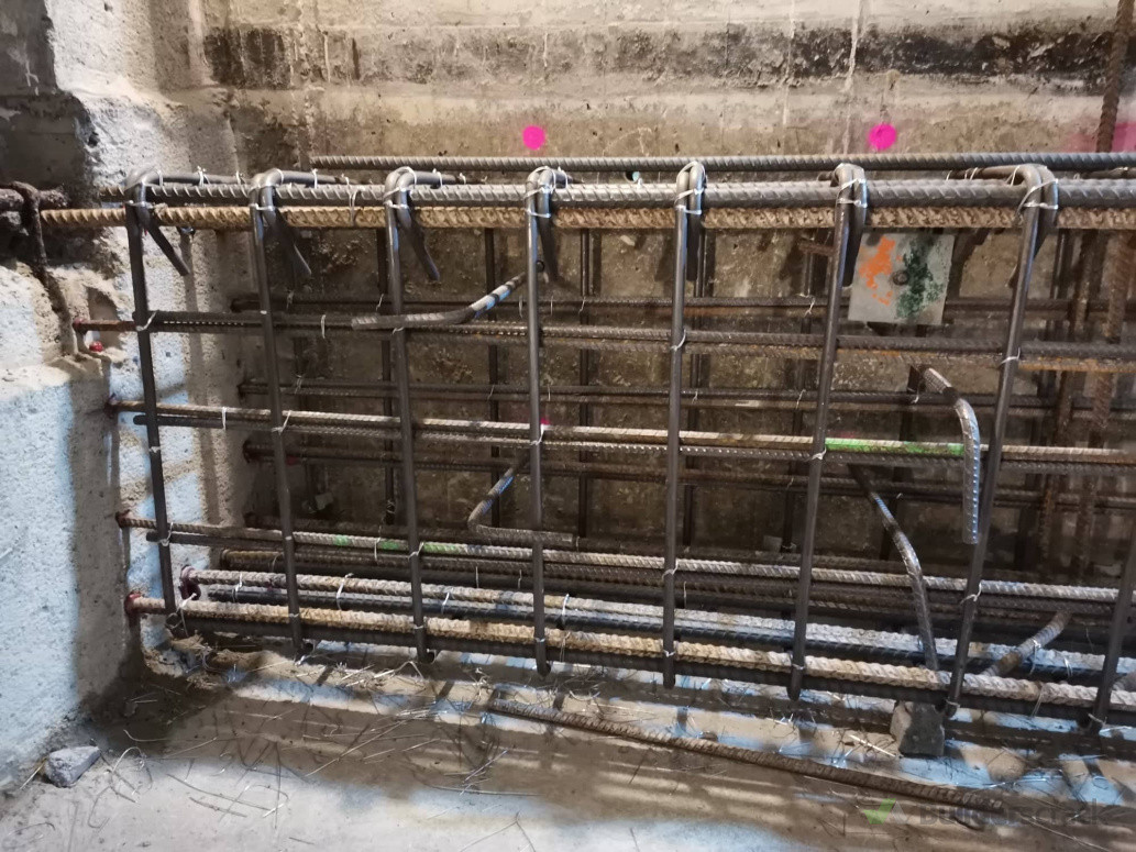 Strengthening adding some reo bars for additional beams.