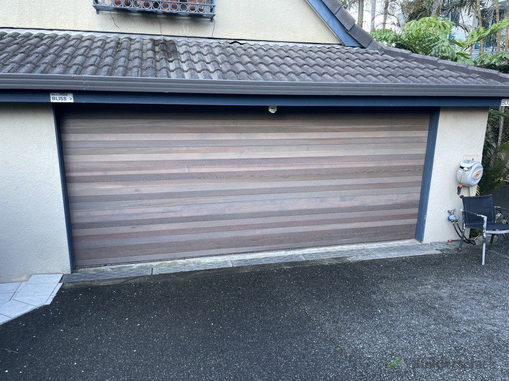 A recent Cedar door in Castor bay