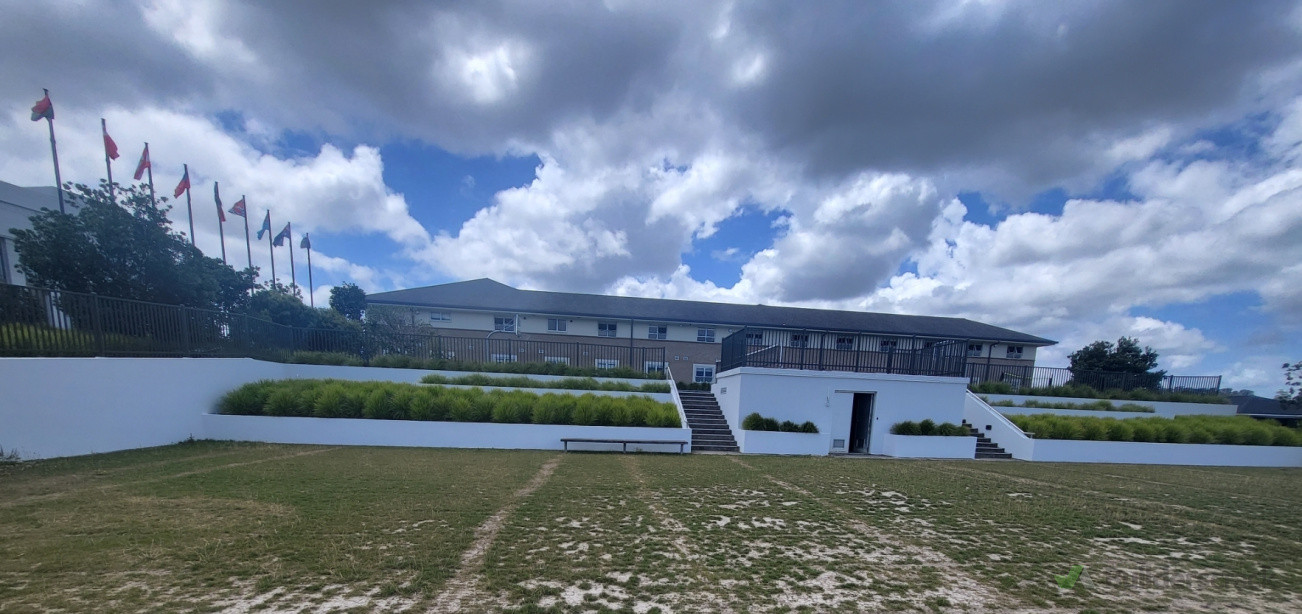 Paint fence at Auckland LDS temple