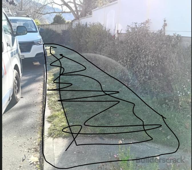 Asphalt driveway widening/extension (#1150709) | Builderscrack