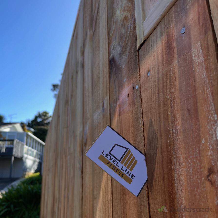 Butt to butt palings with no gaps!