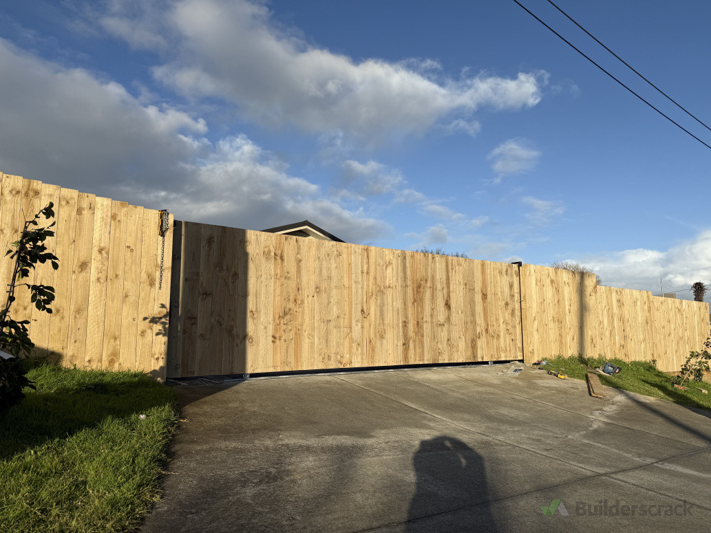 Sliding gates