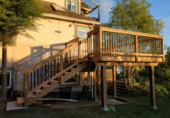 Stairs with deck