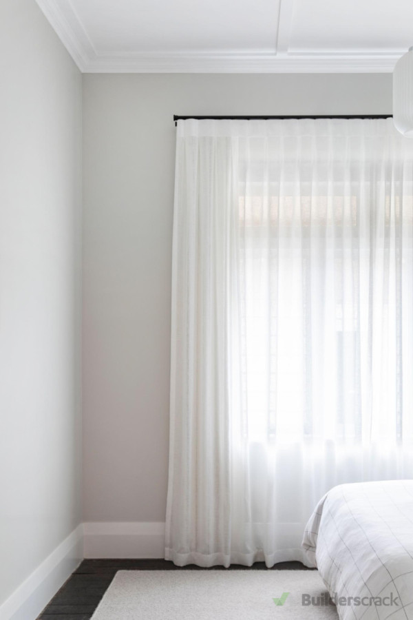 Neutral colour scheme for Auckland villa by Pigment, colour consultant