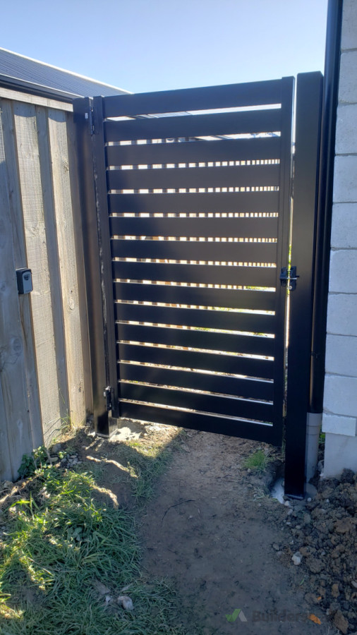 Gate installation