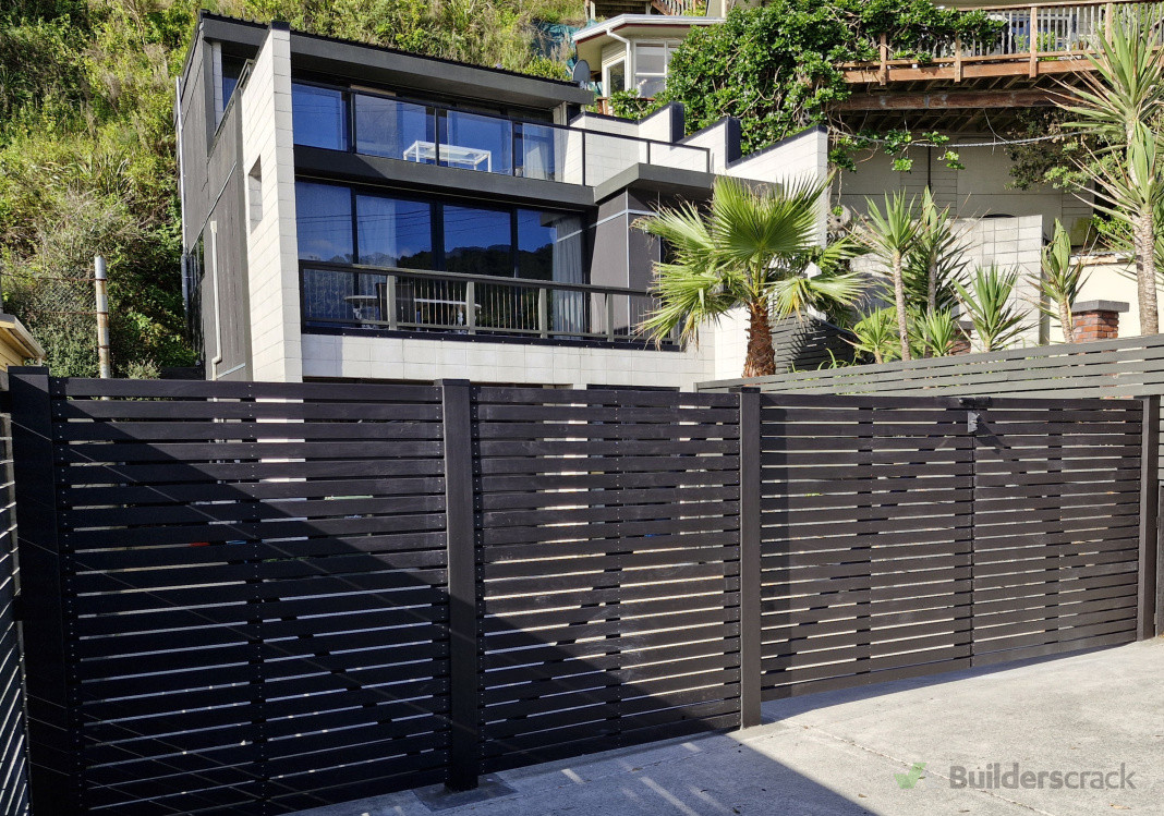 Timber fence & driveway gate