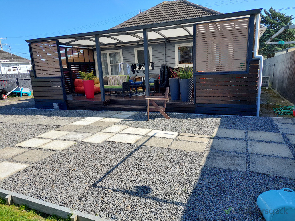 Bit of landscaping & decking work. Full build project.