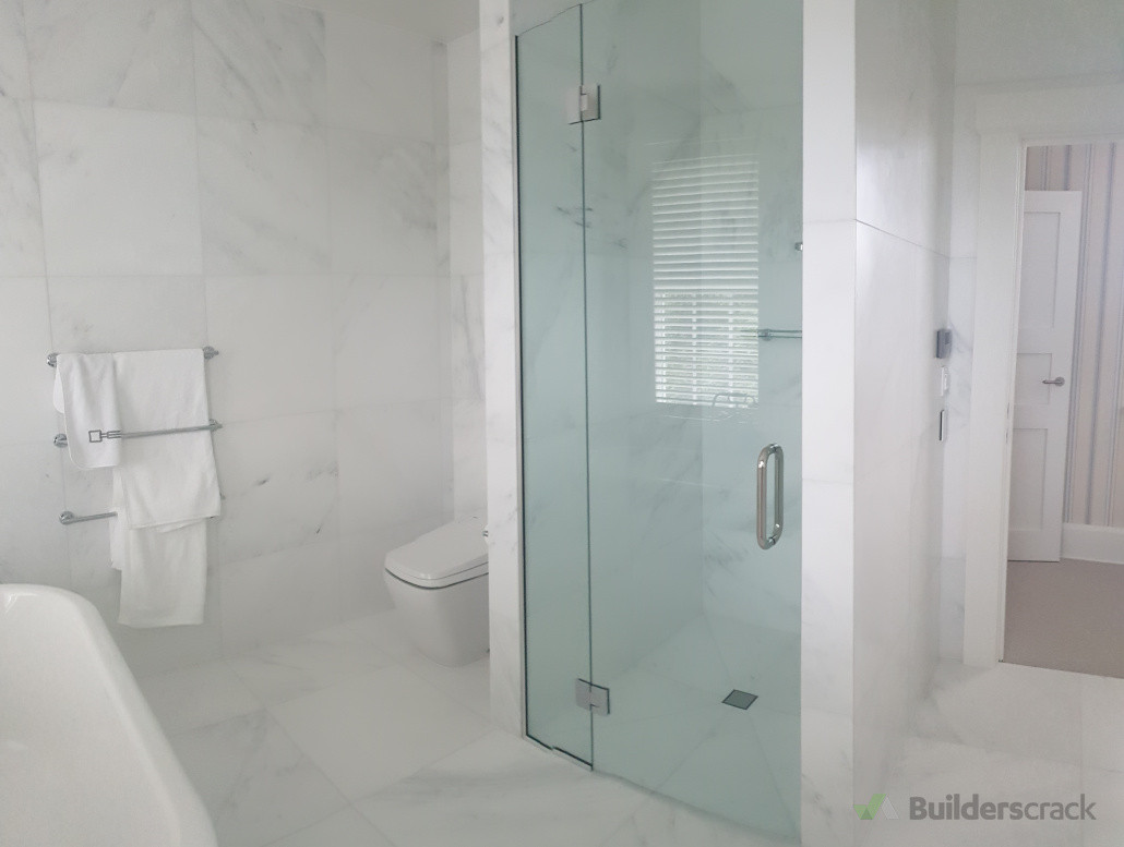 https://builderscrack.co.nz/data-files/imagedata/1556/1556919/xh450-rN-wf-a400000.jpg.pagespeed.ic.oQfy-l6gjD.webpMarble Bathroom