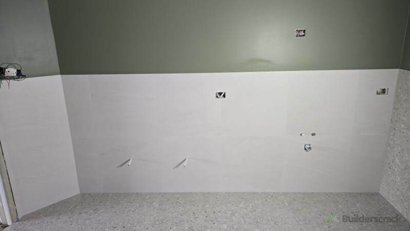 Main Batrhroom