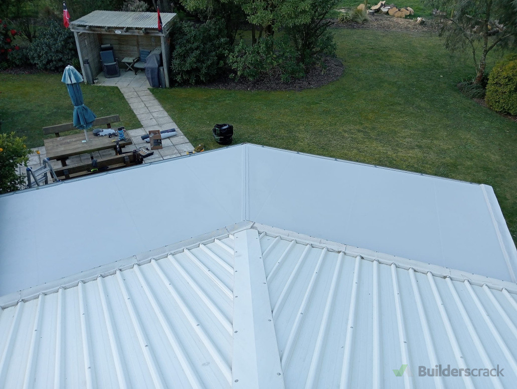 A roof that not only looks fresh and modern, but also gives peace of mind with long-term protection against leaks and weather.