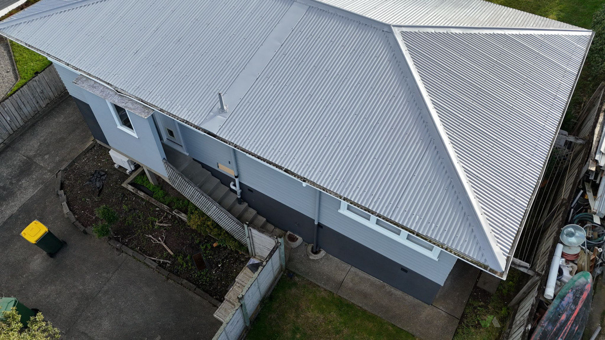 After - Sandstone Grey