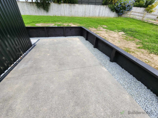 Concrete with drainage