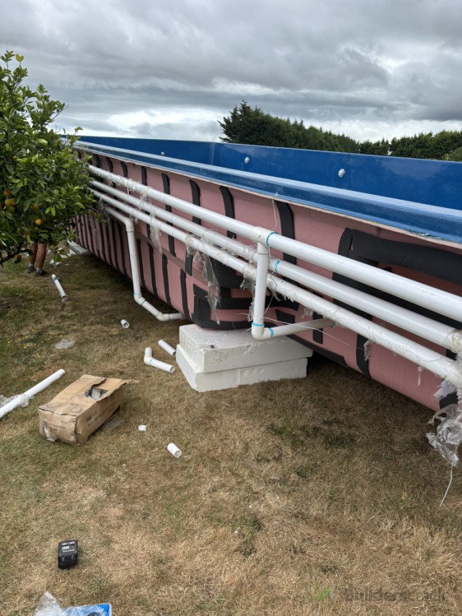 Self cleaning Pool about to go in ground