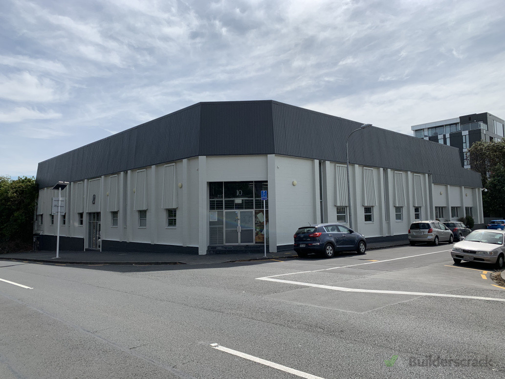 Newmarket commercial 1