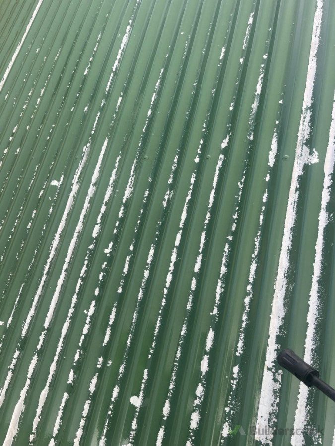 Roof after water blasting