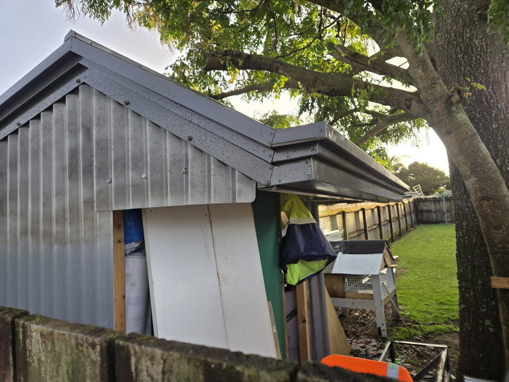 Personal design of gutter and barge flashingmy