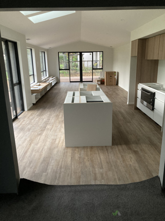 Vinyl Planks over concrete in a high heat area