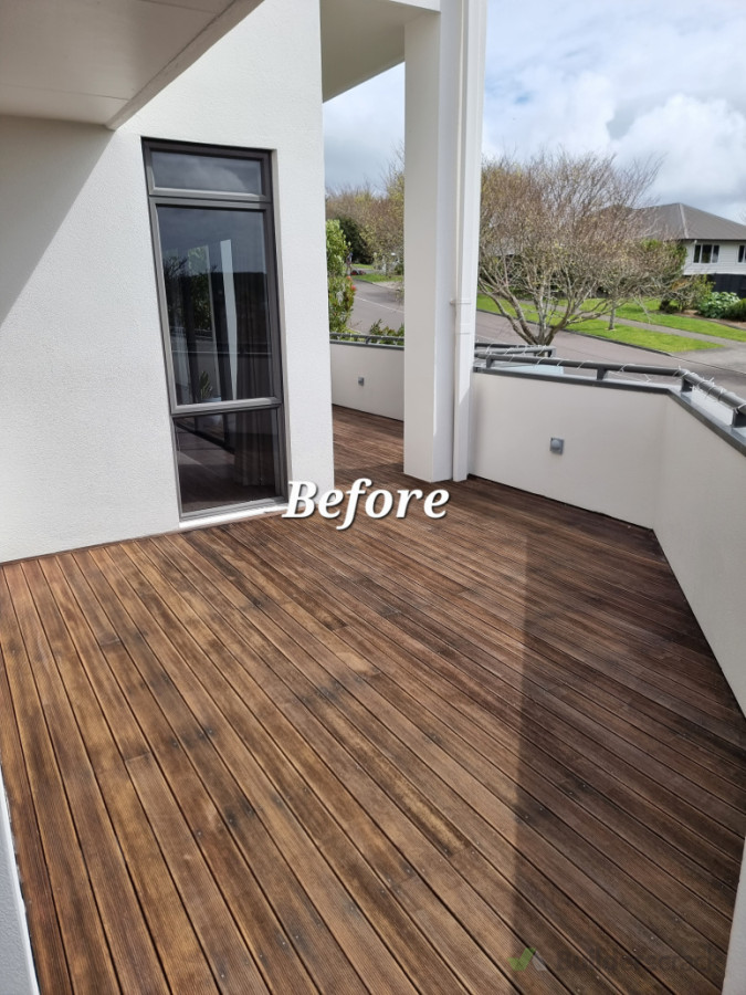 Deck sanding