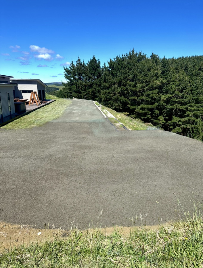 Topsoiling & Seeding