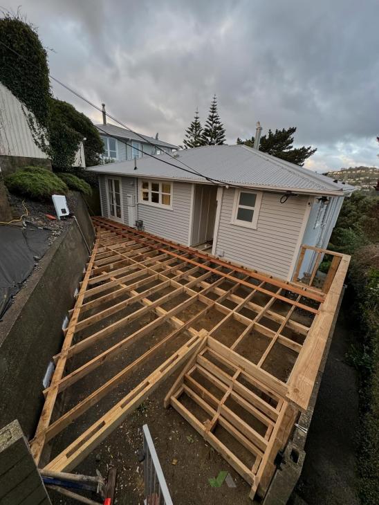Front Yard Decking/Paving (#1142361) | Builderscrack