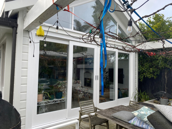 1 Left, 1 Right Sliding Set