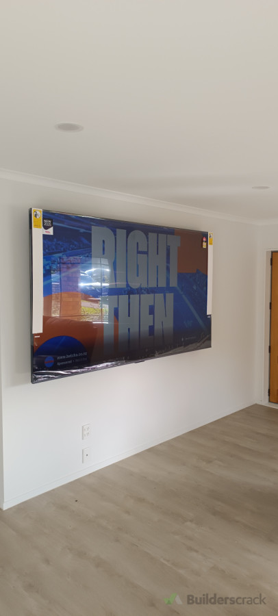 TV Mounting on wall and Cable hide backside of TV