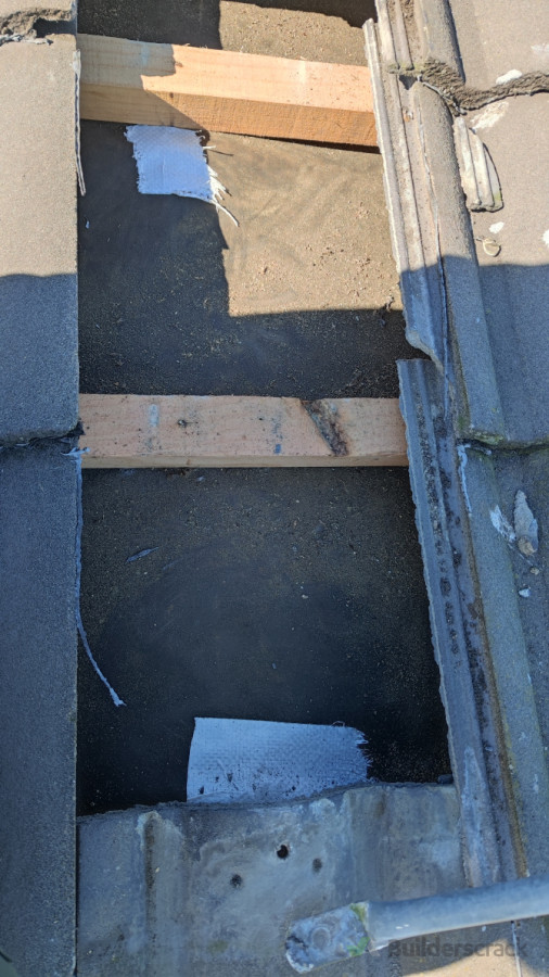 Roof Underlay Repair and Tile Replacement
