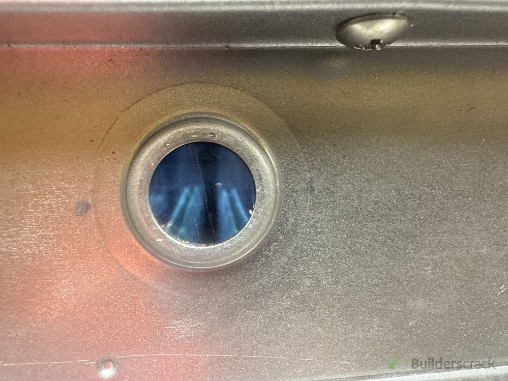 Burner on an infinity hot water system