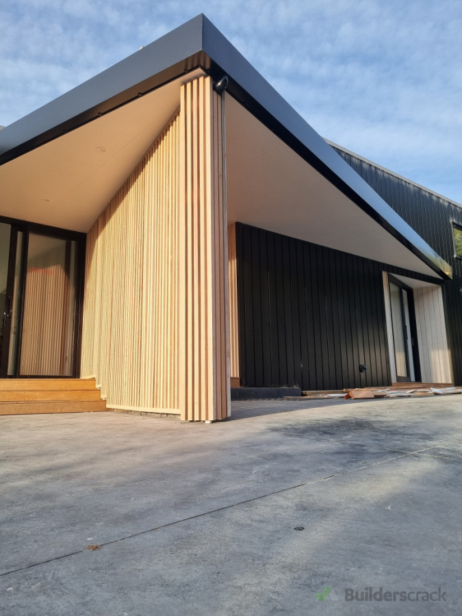 Bespoke Cedar Privacy Screens